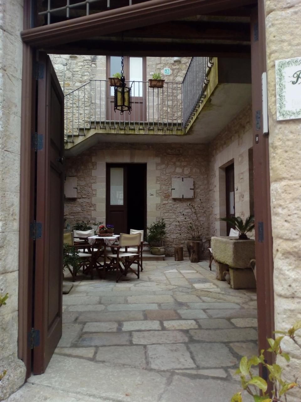 Residence Erice Pietre Antiche Exterior photo
