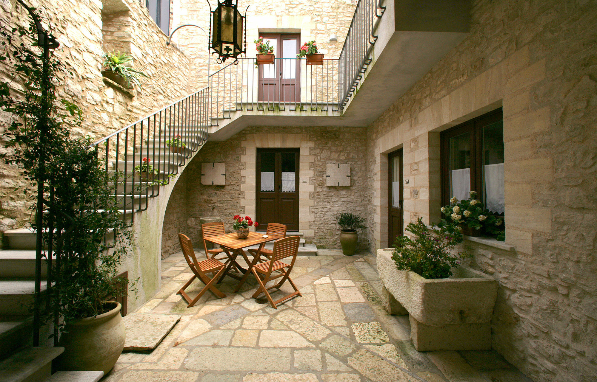 Residence Erice Pietre Antiche Exterior photo